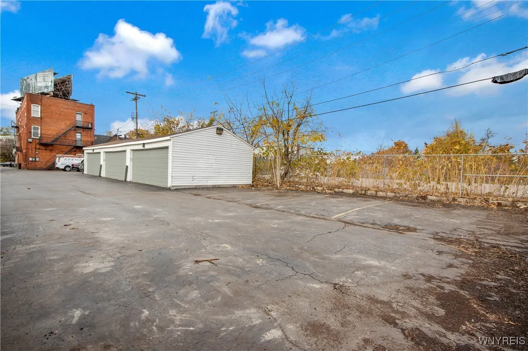 1363 Delaware Avenue, Buffalo, New York 14209, Buffalo, New York 14209, ,Commercial Sale,Closed,1363 Delaware Avenue, Buffalo, New York 14209,0,B1569495