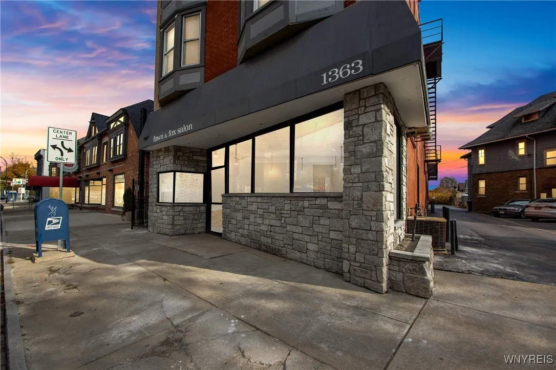 1363 Delaware Avenue, Buffalo, New York 14209, Buffalo, New York 14209, ,Commercial Sale,Closed,1363 Delaware Avenue, Buffalo, New York 14209,0,B1569495