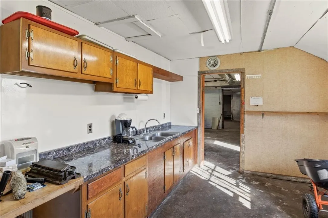 3808 Rush Mendon Road, Mendon, New York 14506, Mendon, New York 14506, ,Commercial Sale,Closed,3808 Rush Mendon Road, Mendon, New York 14506,0,R1571341