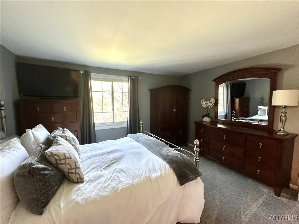 8327 Clarence Center Road, Clarence, New York 1405, Clarence, New York 14051, 3 Bedrooms Bedrooms, 6 Rooms Rooms,2 BathroomsBathrooms,Residential,Closed,8327 Clarence Center Road, Clarence, New York 1405,0,B1571584