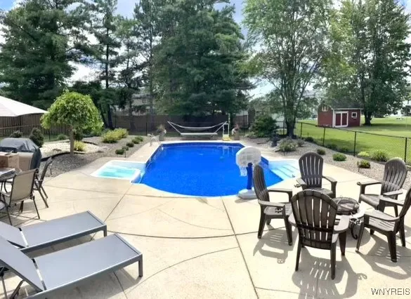 8327 Clarence Center Road, Clarence, New York 1405, Clarence, New York 14051, 3 Bedrooms Bedrooms, 6 Rooms Rooms,2 BathroomsBathrooms,Residential,Closed,8327 Clarence Center Road, Clarence, New York 1405,0,B1571584