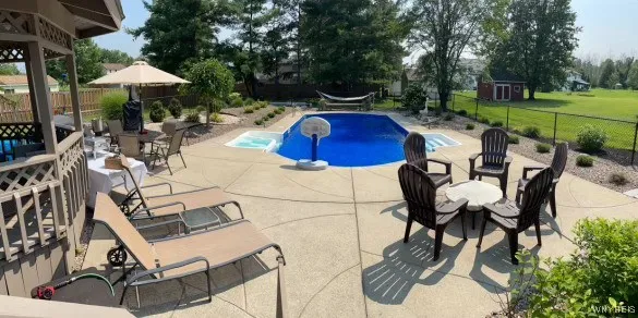 8327 Clarence Center Road, Clarence, New York 1405, Clarence, New York 14051, 3 Bedrooms Bedrooms, 6 Rooms Rooms,2 BathroomsBathrooms,Residential,Closed,8327 Clarence Center Road, Clarence, New York 1405,0,B1571584