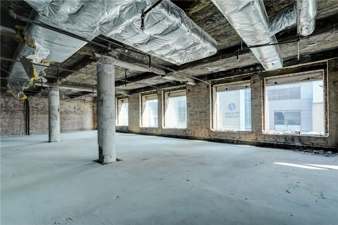 140 East Main Street, Rochester, New York 14604, Rochester, New York 14604, ,Commercial Sale,For Sale,140 East Main Street, Rochester, New York 14604,0,R1570030