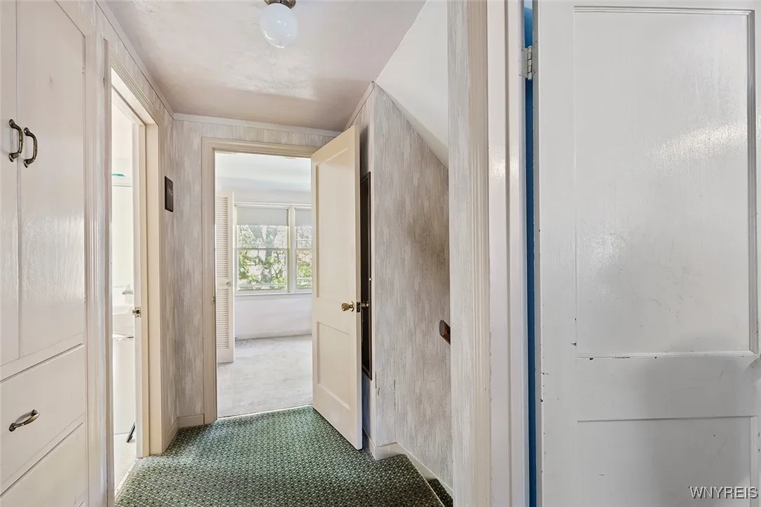 356 Hendricks Boulevard, Amherst, New York 14226, Amherst, New York 14226, 3 Bedrooms Bedrooms, 6 Rooms Rooms,1 BathroomBathrooms,Residential,Closed,356 Hendricks Boulevard, Amherst, New York 14226,0,B1571955