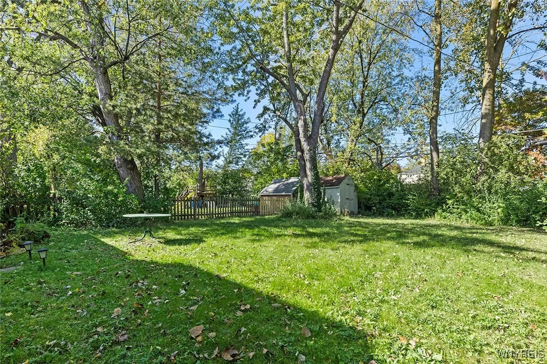 356 Hendricks Boulevard, Amherst, New York 14226, Amherst, New York 14226, 3 Bedrooms Bedrooms, 6 Rooms Rooms,1 BathroomBathrooms,Residential,Closed,356 Hendricks Boulevard, Amherst, New York 14226,0,B1571955