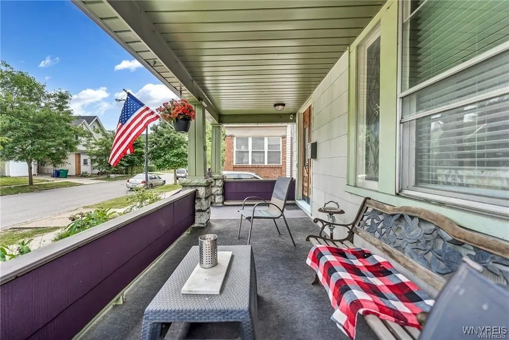 130 Massachusetts Avenue Lower, Buffalo, New York, Buffalo, New York 14213, 2 Bedrooms Bedrooms, 7 Rooms Rooms,1 BathroomBathrooms,Residential Lease,Closed,130 Massachusetts Avenue Lower, Buffalo, New York ,0,B1571766