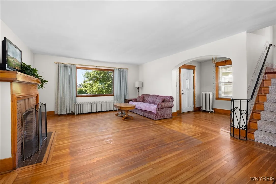 136 Tuscarora Road, Buffalo, New York 14220, Buffalo, New York 14220, 3 Bedrooms Bedrooms, 7 Rooms Rooms,1 BathroomBathrooms,Residential,Closed,136 Tuscarora Road, Buffalo, New York 14220,0,B1571672