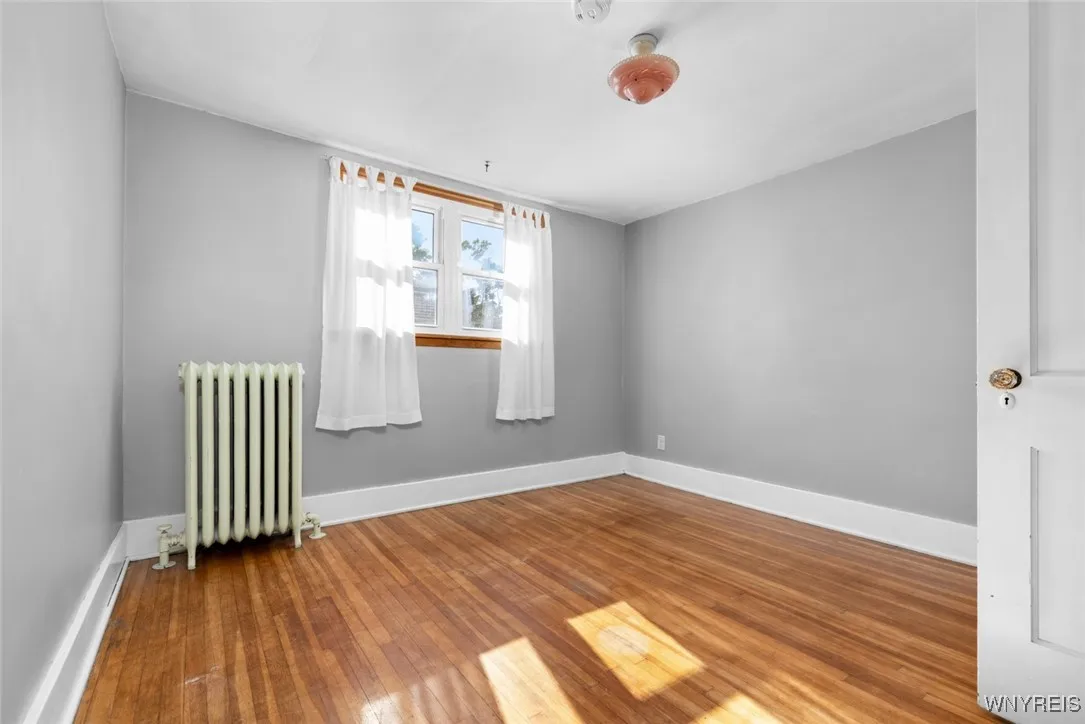 136 Tuscarora Road, Buffalo, New York 14220, Buffalo, New York 14220, 3 Bedrooms Bedrooms, 7 Rooms Rooms,1 BathroomBathrooms,Residential,Closed,136 Tuscarora Road, Buffalo, New York 14220,0,B1571672