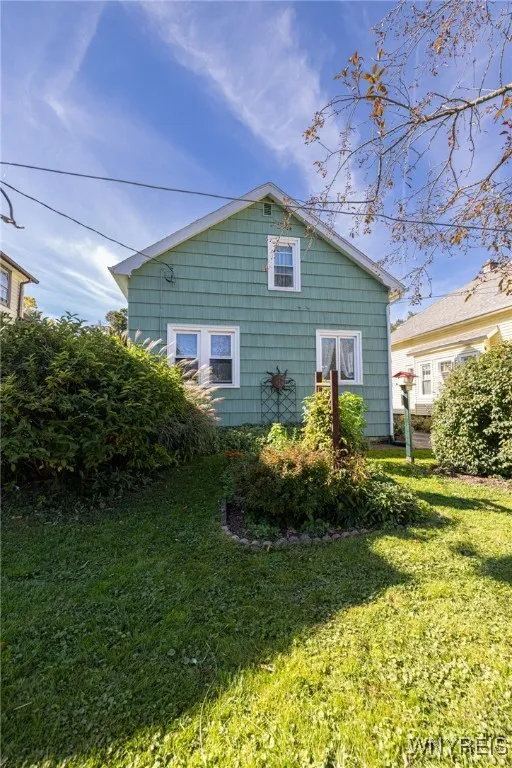 136 Tuscarora Road, Buffalo, New York 14220, Buffalo, New York 14220, 3 Bedrooms Bedrooms, 7 Rooms Rooms,1 BathroomBathrooms,Residential,Closed,136 Tuscarora Road, Buffalo, New York 14220,0,B1571672