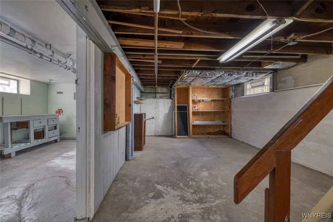 136 Tuscarora Road, Buffalo, New York 14220, Buffalo, New York 14220, 3 Bedrooms Bedrooms, 7 Rooms Rooms,1 BathroomBathrooms,Residential,Closed,136 Tuscarora Road, Buffalo, New York 14220,0,B1571672