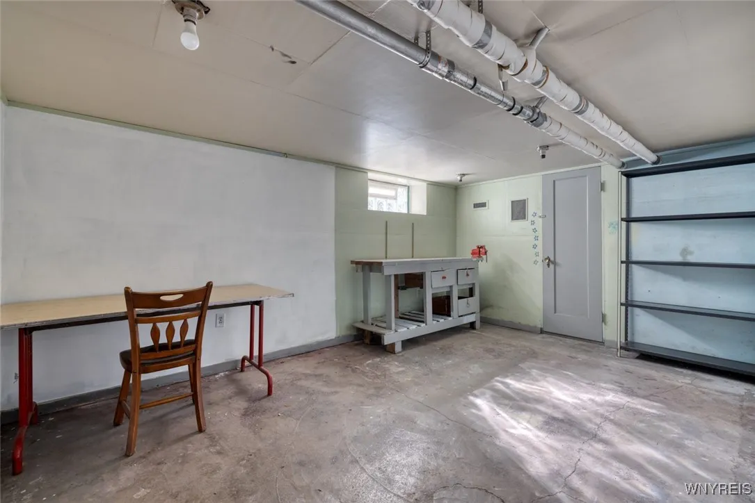 136 Tuscarora Road, Buffalo, New York 14220, Buffalo, New York 14220, 3 Bedrooms Bedrooms, 7 Rooms Rooms,1 BathroomBathrooms,Residential,Closed,136 Tuscarora Road, Buffalo, New York 14220,0,B1571672