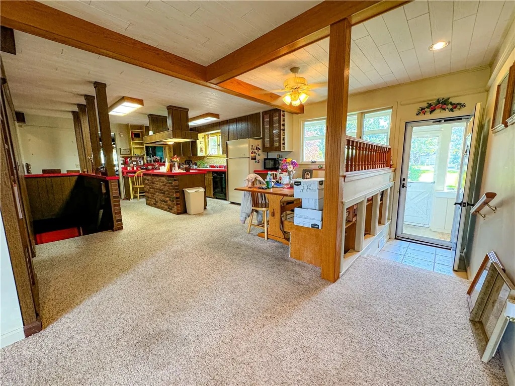 6195 Sweetland Road, Stafford, New York 14143, Stafford, New York 14143, 3 Bedrooms Bedrooms, 8 Rooms Rooms,2 BathroomsBathrooms,Residential,For Sale,6195 Sweetland Road, Stafford, New York 14143,R1571891