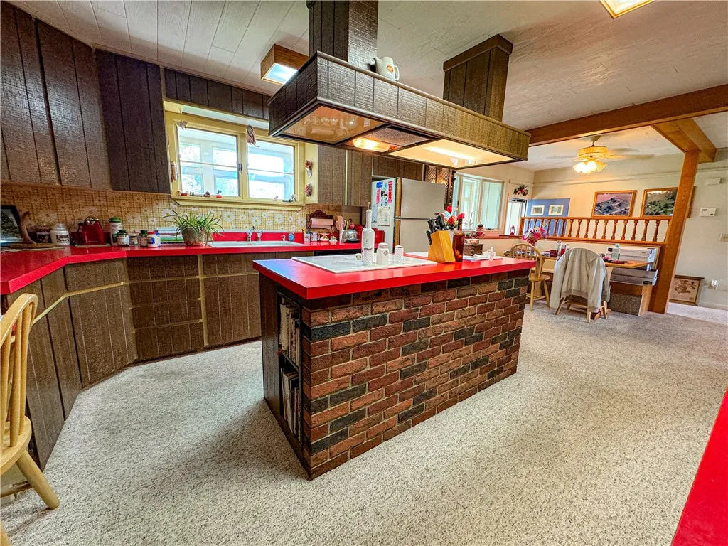 Breakfast bar