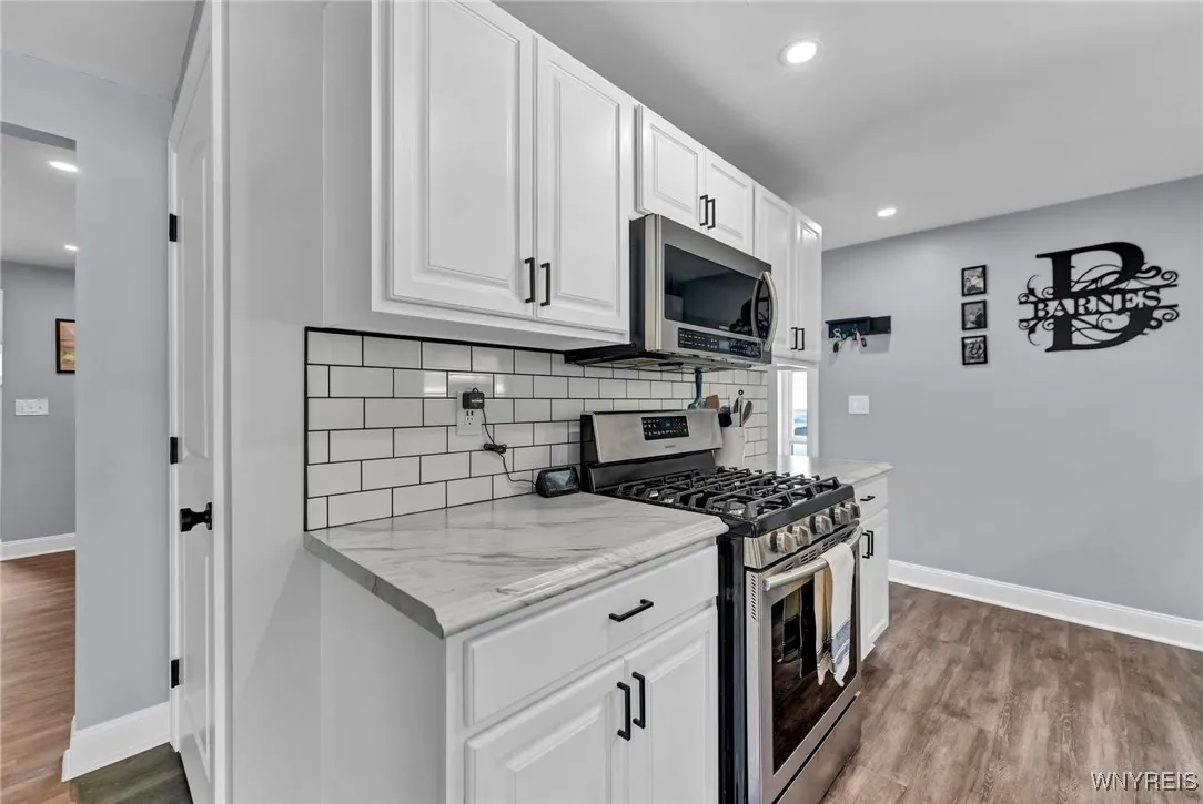 3928 Monroe Avenue, Hamburg, New York 14075, Hamburg, New York 14075, 3 Bedrooms Bedrooms, 6 Rooms Rooms,1 BathroomBathrooms,Residential,Closed,3928 Monroe Avenue, Hamburg, New York 14075,0,B1572066