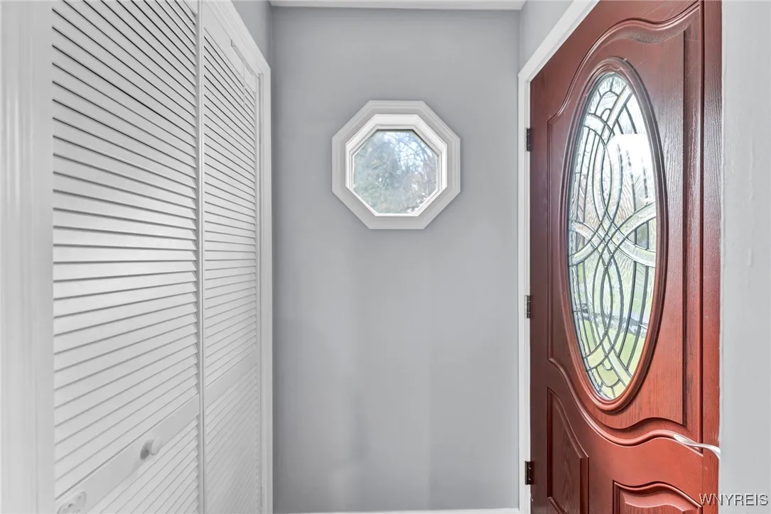 3928 Monroe Avenue, Hamburg, New York 14075, Hamburg, New York 14075, 3 Bedrooms Bedrooms, 6 Rooms Rooms,1 BathroomBathrooms,Residential,Closed,3928 Monroe Avenue, Hamburg, New York 14075,0,B1572066
