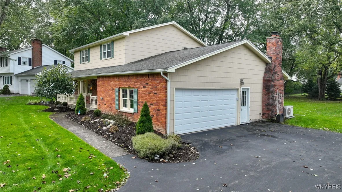 5114 Willowbrook Drive, Clarence, New York 14031, Clarence, New York 14031, 4 Bedrooms Bedrooms, 9 Rooms Rooms,2 BathroomsBathrooms,Residential,Closed,5114 Willowbrook Drive, Clarence, New York 14031,0,B1565388