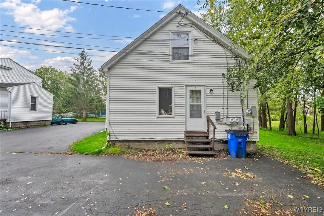 2278 Union Road, West Seneca, New York 14224, West Seneca, New York 14224, 7 Bedrooms Bedrooms, ,Multi Family,Closed,2278 Union Road, West Seneca, New York 14224,0,B1571678