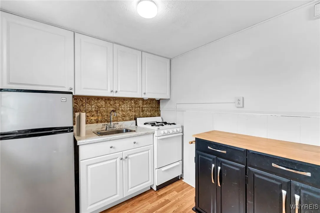 2278 Union Road, West Seneca, New York 14224, West Seneca, New York 14224, 7 Bedrooms Bedrooms, ,Multi Family,Closed,2278 Union Road, West Seneca, New York 14224,0,B1571678