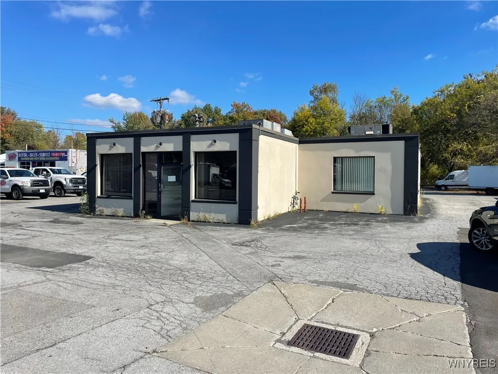 2487 Niagara Falls Boulevard, Amherst, New York 14, Amherst, New York 14228, ,Commercial Lease,Closed,2487 Niagara Falls Boulevard, Amherst, New York 14,0,B1572438