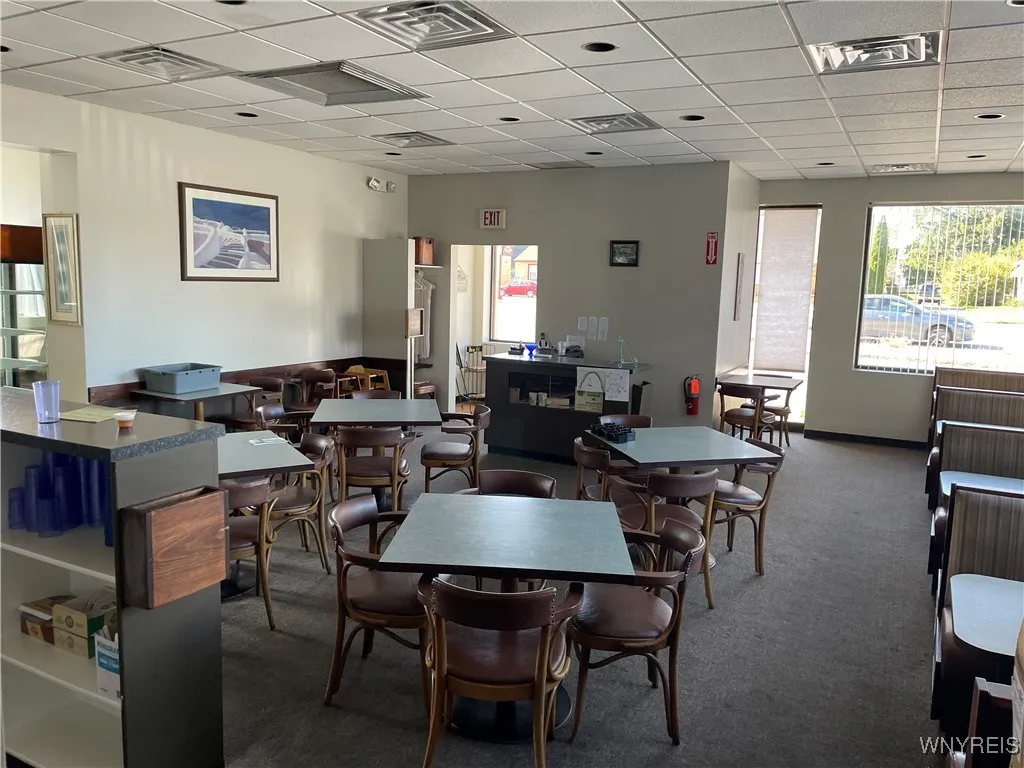 2487 Niagara Falls Boulevard, Amherst, New York 14, Amherst, New York 14228, ,Commercial Lease,Closed,2487 Niagara Falls Boulevard, Amherst, New York 14,0,B1572438