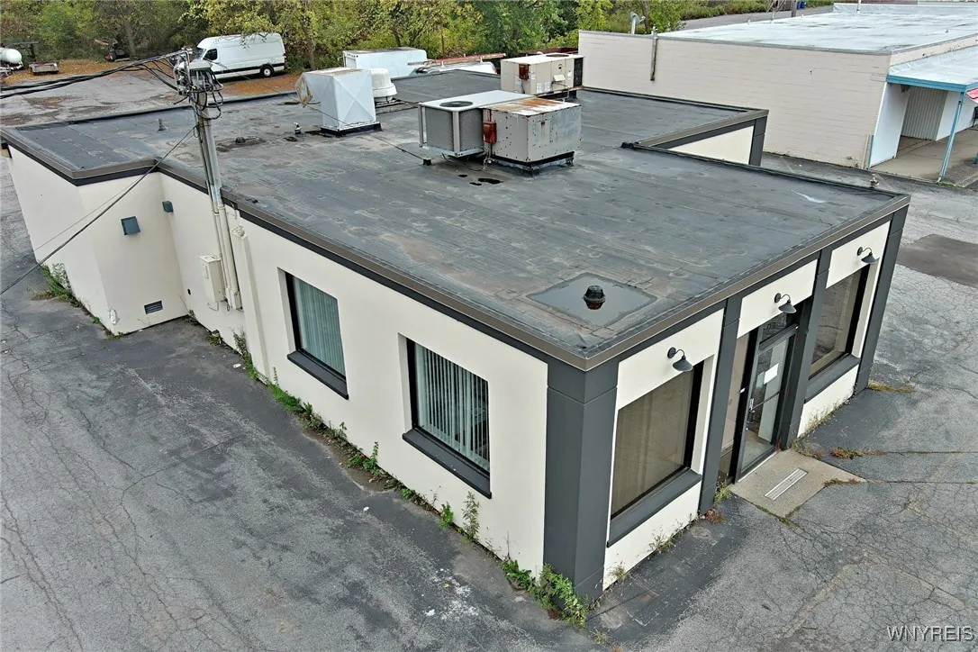 2487 Niagara Falls Boulevard, Amherst, New York 14, Amherst, New York 14228, ,Commercial Lease,Closed,2487 Niagara Falls Boulevard, Amherst, New York 14,0,B1572438