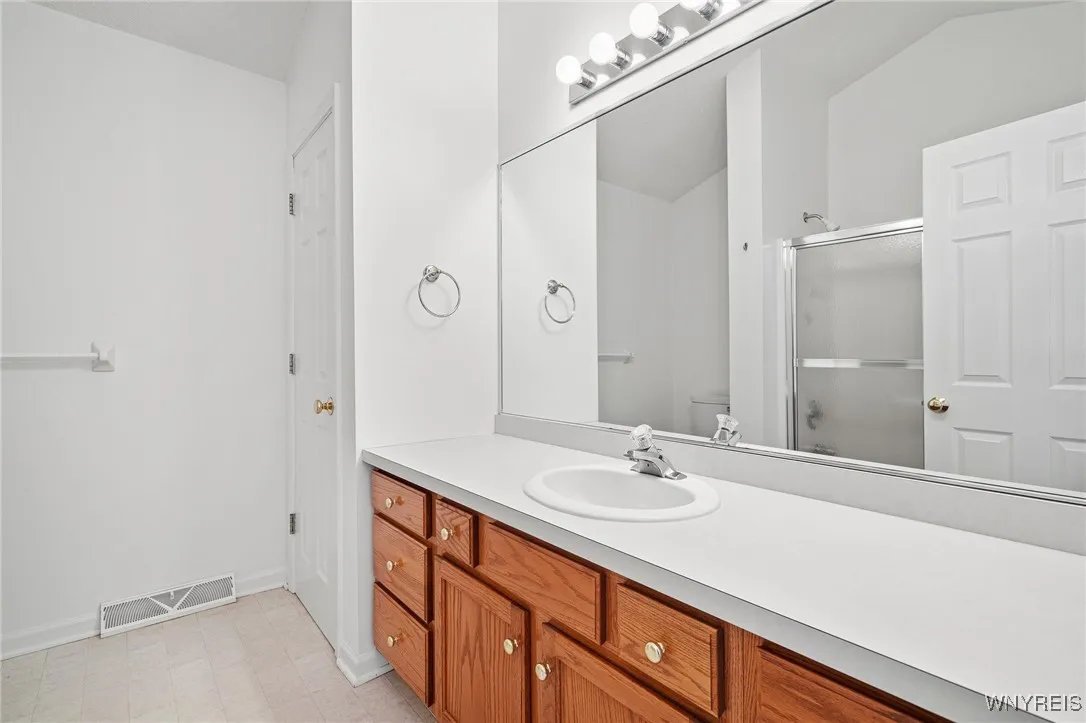 3011 Cloverbank Road 14, Hamburg, New York 14075, Hamburg, New York 14075, 2 Bedrooms Bedrooms, 5 Rooms Rooms,1 BathroomBathrooms,Residential,Closed,3011 Cloverbank Road 14, Hamburg, New York 14075,0,B1570644