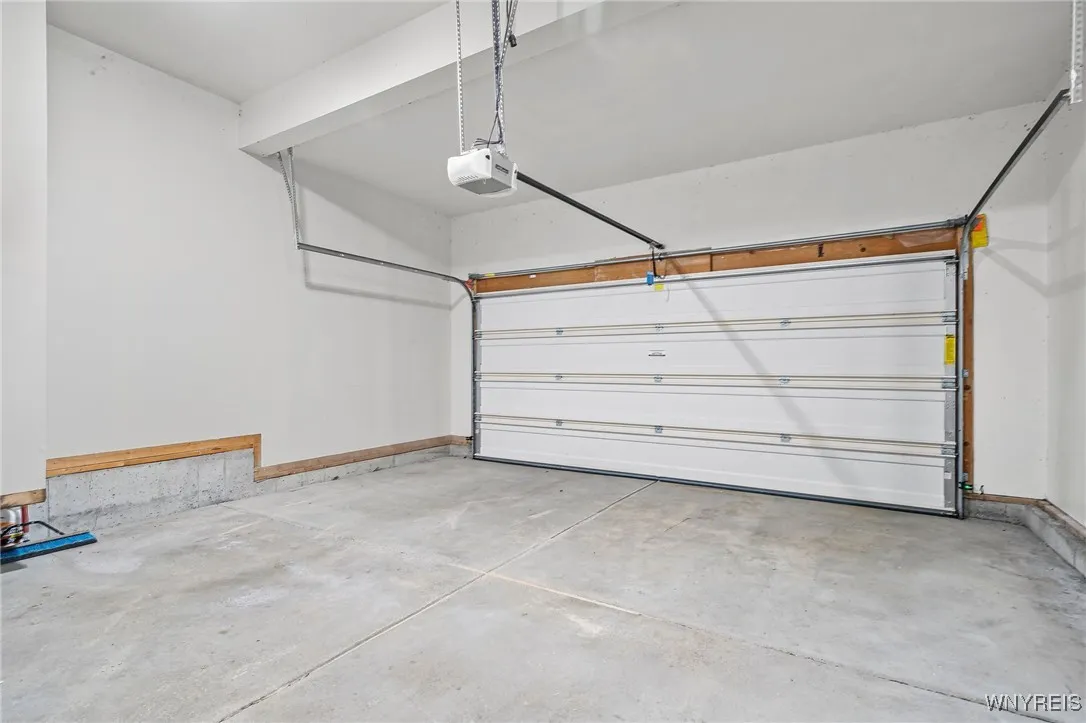 3011 Cloverbank Road 14, Hamburg, New York 14075, Hamburg, New York 14075, 2 Bedrooms Bedrooms, 5 Rooms Rooms,1 BathroomBathrooms,Residential,Closed,3011 Cloverbank Road 14, Hamburg, New York 14075,0,B1570644