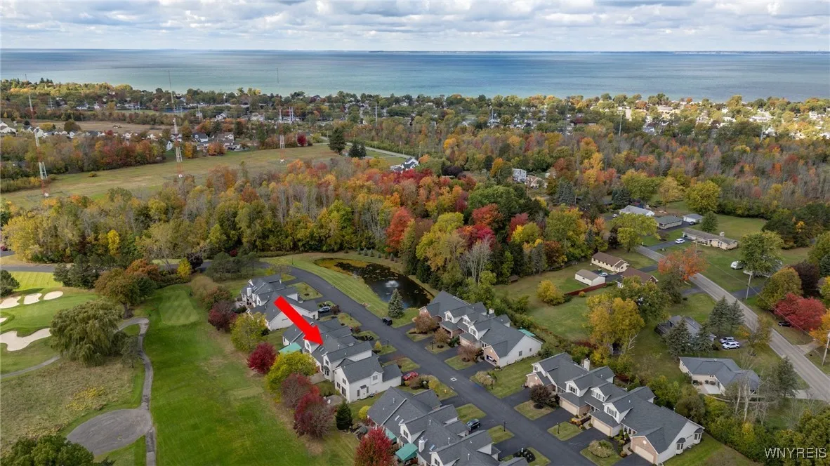 3011 Cloverbank Road 14, Hamburg, New York 14075, Hamburg, New York 14075, 2 Bedrooms Bedrooms, 5 Rooms Rooms,1 BathroomBathrooms,Residential,Closed,3011 Cloverbank Road 14, Hamburg, New York 14075,0,B1570644