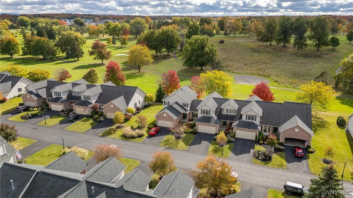 3011 Cloverbank Road 14, Hamburg, New York 14075, Hamburg, New York 14075, 2 Bedrooms Bedrooms, 5 Rooms Rooms,1 BathroomBathrooms,Residential,Closed,3011 Cloverbank Road 14, Hamburg, New York 14075,0,B1570644