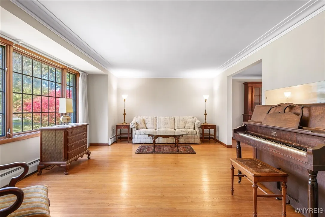 4901 Thompson Road, Clarence, New York 14031, Clarence, New York 14031, 4 Bedrooms Bedrooms, 11 Rooms Rooms,2 BathroomsBathrooms,Residential,Closed,4901 Thompson Road, Clarence, New York 14031,0,B1572317