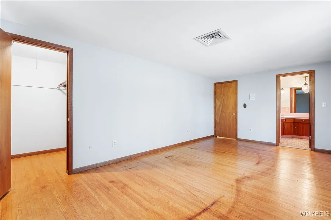 4901 Thompson Road, Clarence, New York 14031, Clarence, New York 14031, 4 Bedrooms Bedrooms, 11 Rooms Rooms,2 BathroomsBathrooms,Residential,Closed,4901 Thompson Road, Clarence, New York 14031,0,B1572317
