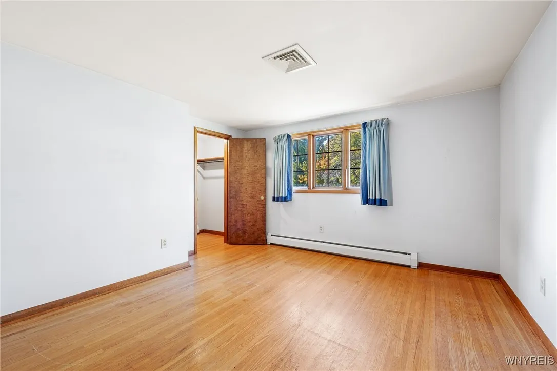 4901 Thompson Road, Clarence, New York 14031, Clarence, New York 14031, 4 Bedrooms Bedrooms, 11 Rooms Rooms,2 BathroomsBathrooms,Residential,Closed,4901 Thompson Road, Clarence, New York 14031,0,B1572317