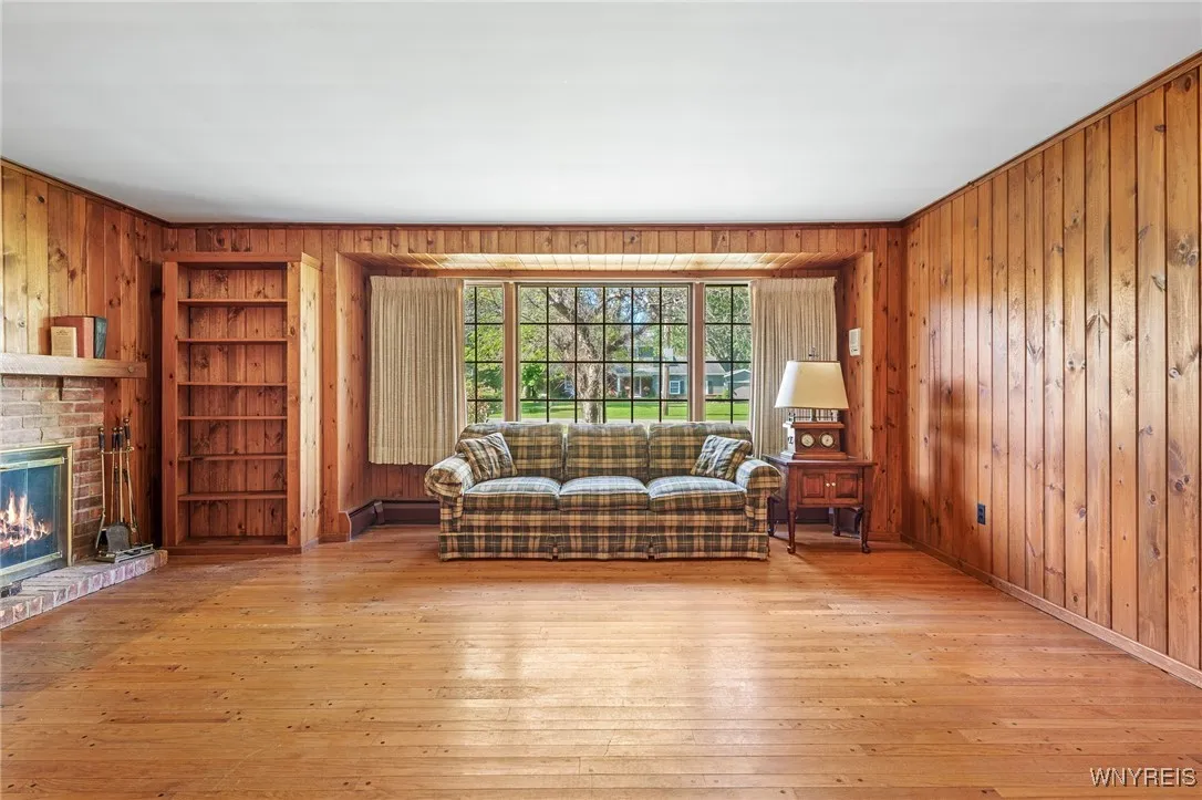 4901 Thompson Road, Clarence, New York 14031, Clarence, New York 14031, 4 Bedrooms Bedrooms, 11 Rooms Rooms,2 BathroomsBathrooms,Residential,Closed,4901 Thompson Road, Clarence, New York 14031,0,B1572317