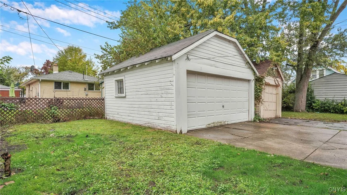 6 Darien Place, Buffalo, New York 14216, Buffalo, New York 14216, 4 Bedrooms Bedrooms, ,2 BathroomsBathrooms,Residential,Closed,6 Darien Place, Buffalo, New York 14216,0,S1572095