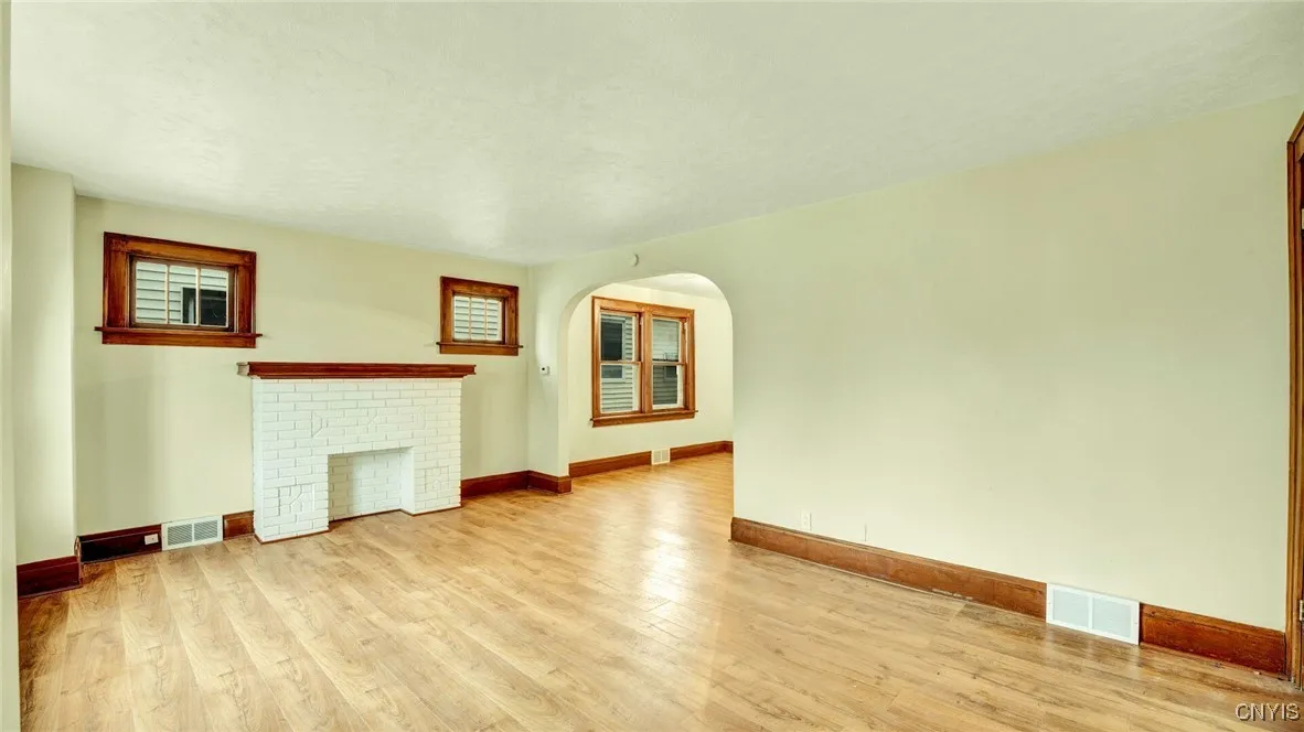 6 Darien Place, Buffalo, New York 14216, Buffalo, New York 14216, 4 Bedrooms Bedrooms, ,2 BathroomsBathrooms,Residential,Closed,6 Darien Place, Buffalo, New York 14216,0,S1572095