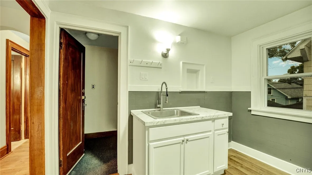 6 Darien Place, Buffalo, New York 14216, Buffalo, New York 14216, 4 Bedrooms Bedrooms, ,2 BathroomsBathrooms,Residential,Closed,6 Darien Place, Buffalo, New York 14216,0,S1572095
