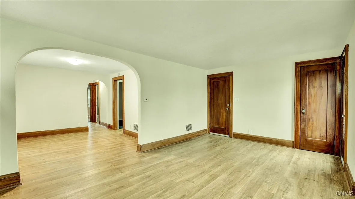 6 Darien Place, Buffalo, New York 14216, Buffalo, New York 14216, 4 Bedrooms Bedrooms, ,2 BathroomsBathrooms,Residential,Closed,6 Darien Place, Buffalo, New York 14216,0,S1572095