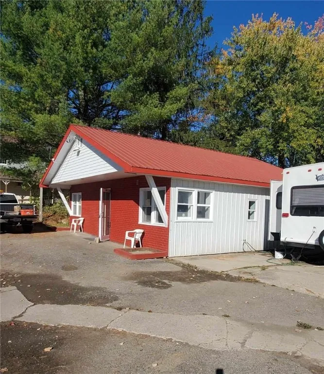 4890 County Route 17, Redfield, New York 13437, Redfield, New York 13437, 2 Bedrooms Bedrooms, 3 Rooms Rooms,1 BathroomBathrooms,Residential,Closed,4890 County Route 17, Redfield, New York 13437,0,R1572788