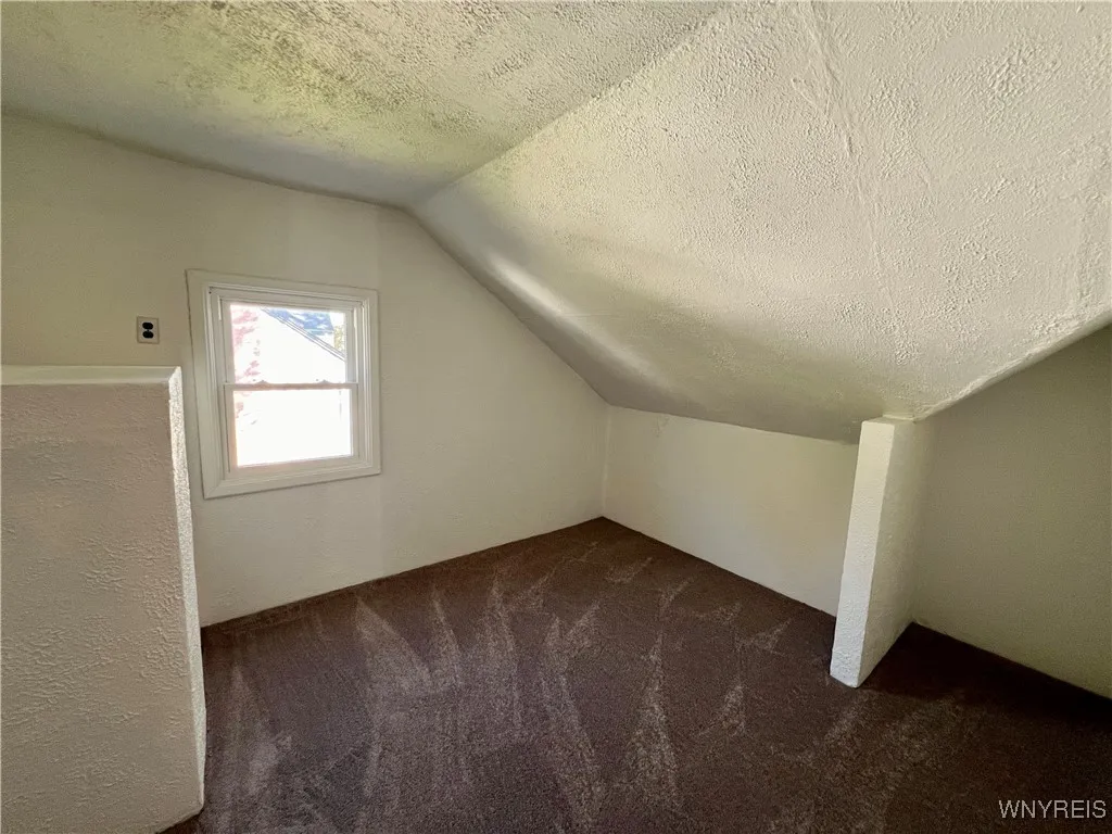 Closet/office