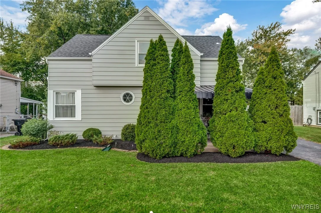 704 Niagara Falls Boulevard, Tonawanda-town, New Y, Tonawanda, New York 14223, 3 Bedrooms Bedrooms, 5 Rooms Rooms,1 BathroomBathrooms,Residential,Closed,704 Niagara Falls Boulevard, Tonawanda-town, New Y,0,B1572320