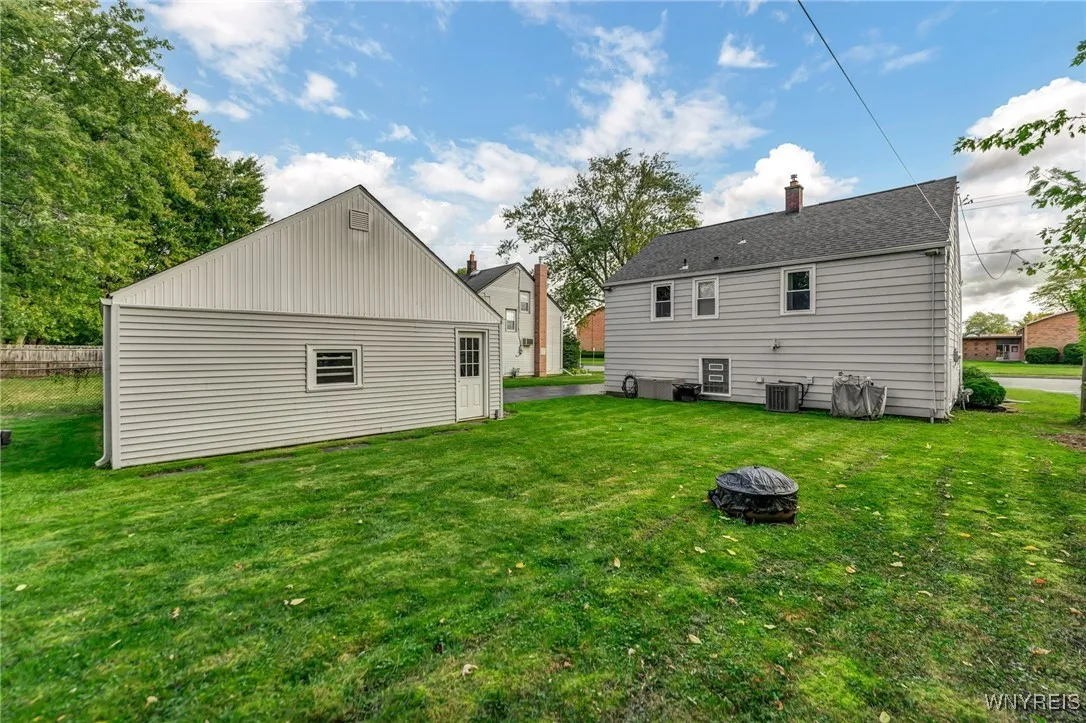 704 Niagara Falls Boulevard, Tonawanda-town, New Y, Tonawanda, New York 14223, 3 Bedrooms Bedrooms, 5 Rooms Rooms,1 BathroomBathrooms,Residential,Closed,704 Niagara Falls Boulevard, Tonawanda-town, New Y,0,B1572320
