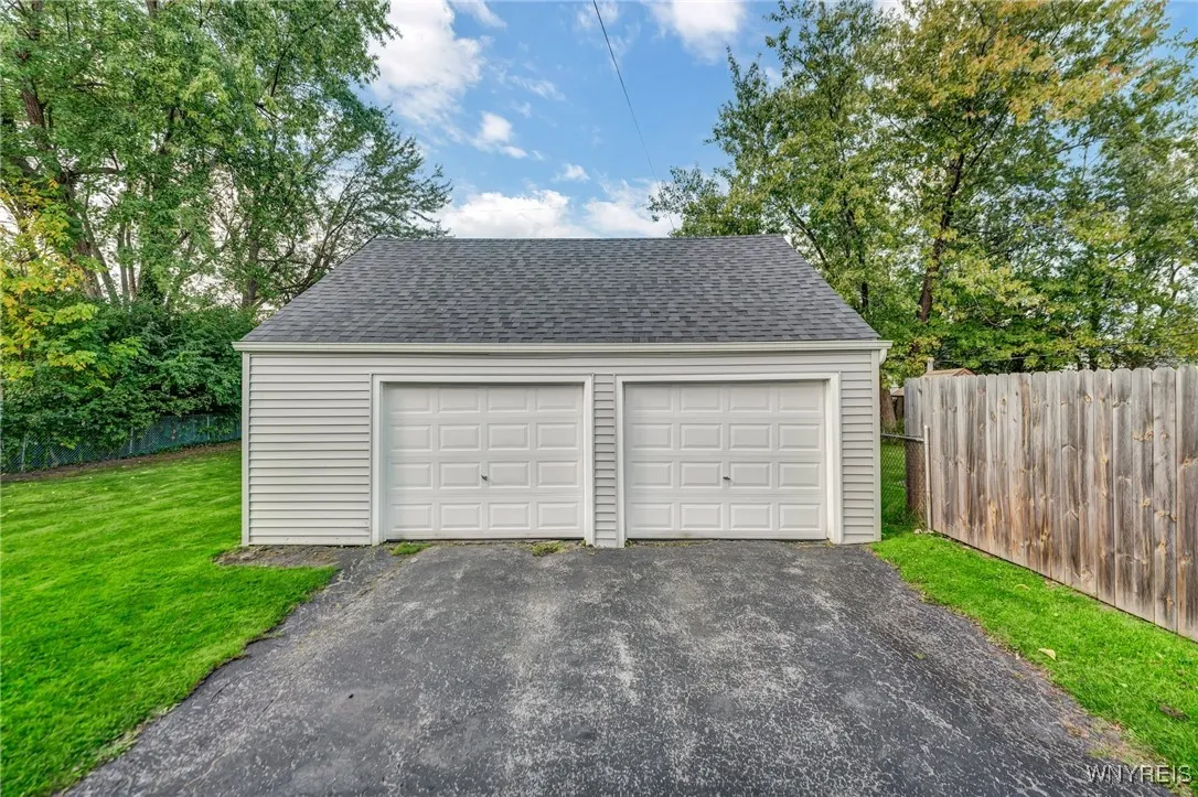 704 Niagara Falls Boulevard, Tonawanda-town, New Y, Tonawanda, New York 14223, 3 Bedrooms Bedrooms, 5 Rooms Rooms,1 BathroomBathrooms,Residential,Closed,704 Niagara Falls Boulevard, Tonawanda-town, New Y,0,B1572320