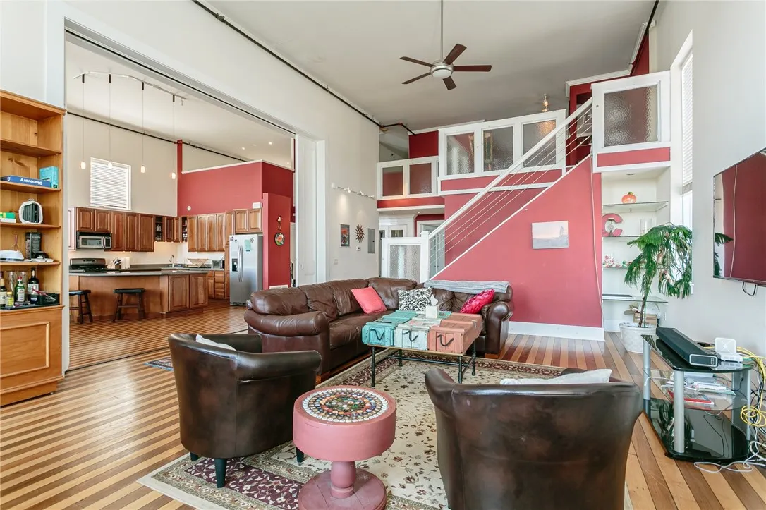 13 Niagara Street, Canandaigua-city, New York 1442, Canandaigua City, New York 14424, ,Commercial Sale,For Sale,13 Niagara Street, Canandaigua-city, New York 1442,R1566973