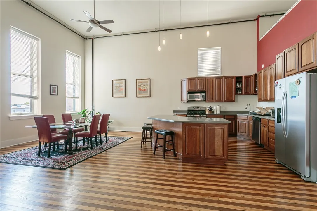 13 Niagara Street, Canandaigua-city, New York 1442, Canandaigua City, New York 14424, ,Commercial Sale,For Sale,13 Niagara Street, Canandaigua-city, New York 1442,R1566973