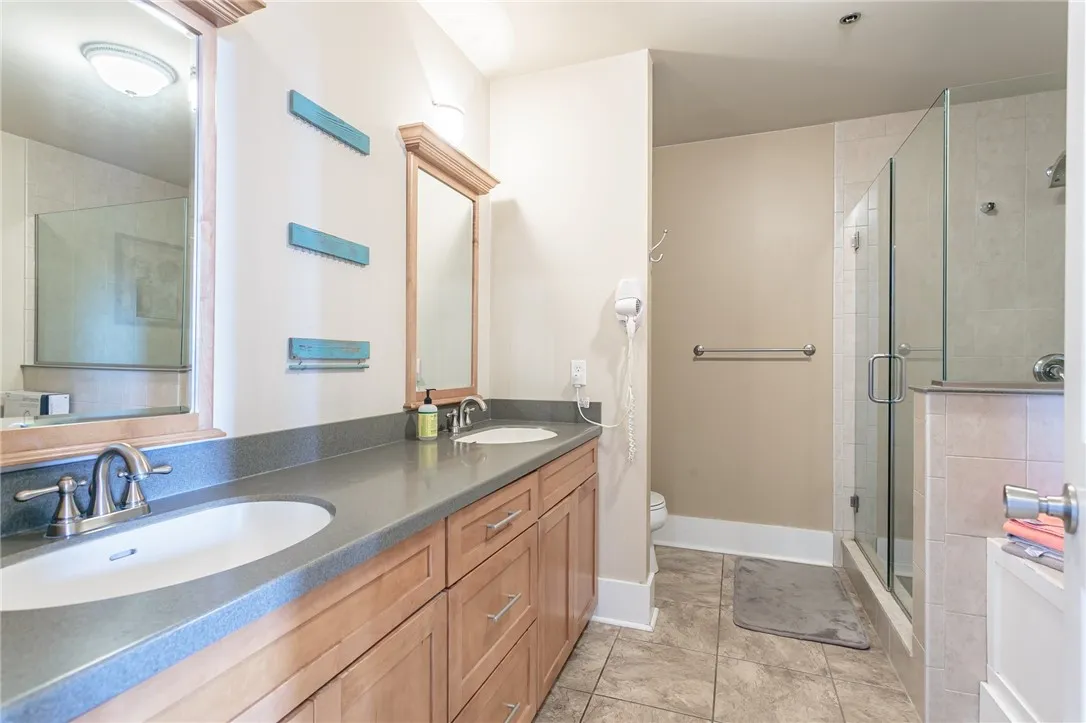 13 Niagara Street, Canandaigua-city, New York 1442, Canandaigua City, New York 14424, ,Commercial Sale,For Sale,13 Niagara Street, Canandaigua-city, New York 1442,R1566973
