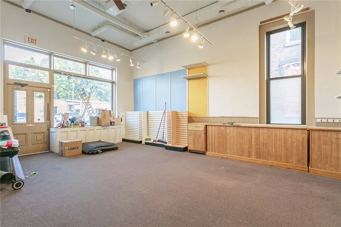 13 Niagara Street, Canandaigua-city, New York 1442, Canandaigua City, New York 14424, ,Commercial Sale,For Sale,13 Niagara Street, Canandaigua-city, New York 1442,R1566973