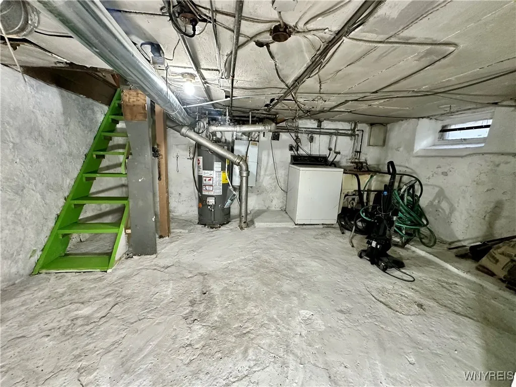 80 Fillmore Avenue, Buffalo, New York 14210, Buffalo, New York 14210, 5 Bedrooms Bedrooms, ,2 BathroomsBathrooms,Residential,Closed,80 Fillmore Avenue, Buffalo, New York 14210,0,B1573008