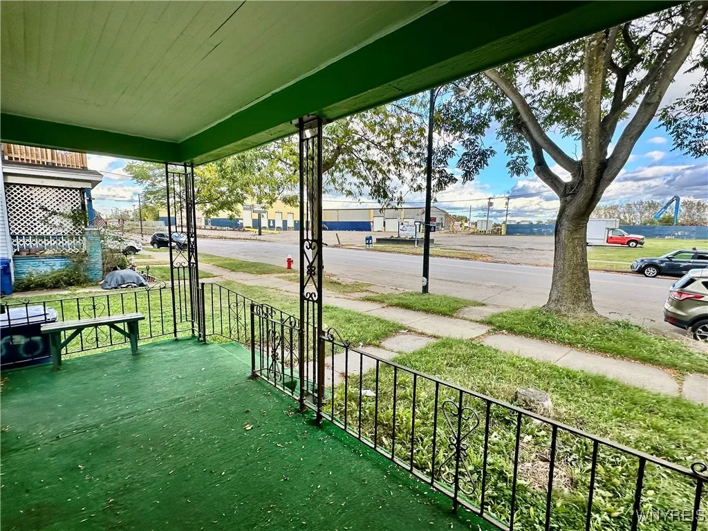 80 Fillmore Avenue, Buffalo, New York 14210, Buffalo, New York 14210, 5 Bedrooms Bedrooms, ,2 BathroomsBathrooms,Residential,Closed,80 Fillmore Avenue, Buffalo, New York 14210,0,B1573008