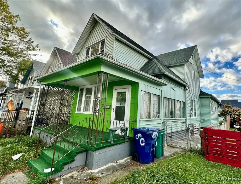 80 Fillmore Avenue, Buffalo, New York 14210, Buffalo, New York 14210, 5 Bedrooms Bedrooms, ,2 BathroomsBathrooms,Residential,Closed,80 Fillmore Avenue, Buffalo, New York 14210,0,B1573008