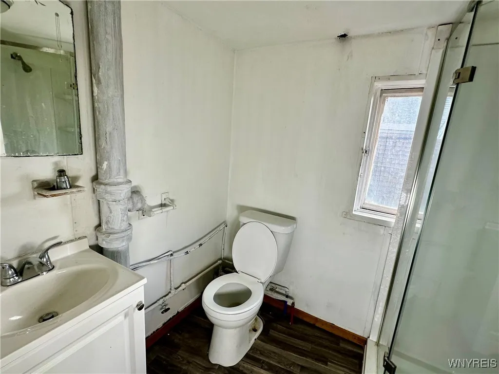 80 Fillmore Avenue, Buffalo, New York 14210, Buffalo, New York 14210, 5 Bedrooms Bedrooms, ,2 BathroomsBathrooms,Residential,Closed,80 Fillmore Avenue, Buffalo, New York 14210,0,B1573008